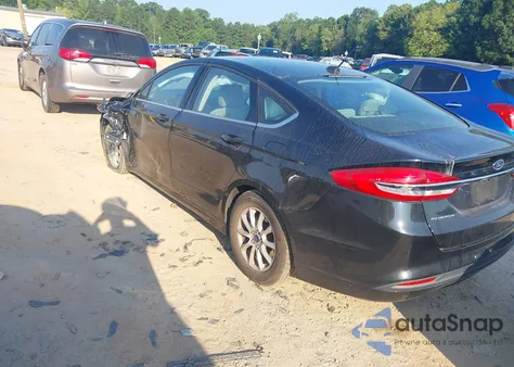 2017 Ford Fusion S из США, поврежденный, VIN 3FA6P0G70HR174743